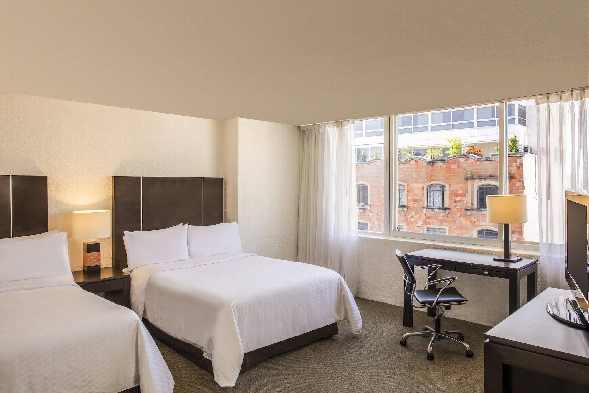 Hotel Plaza Genova Centro กัวดาลาฮารา ภายนอก รูปภาพ