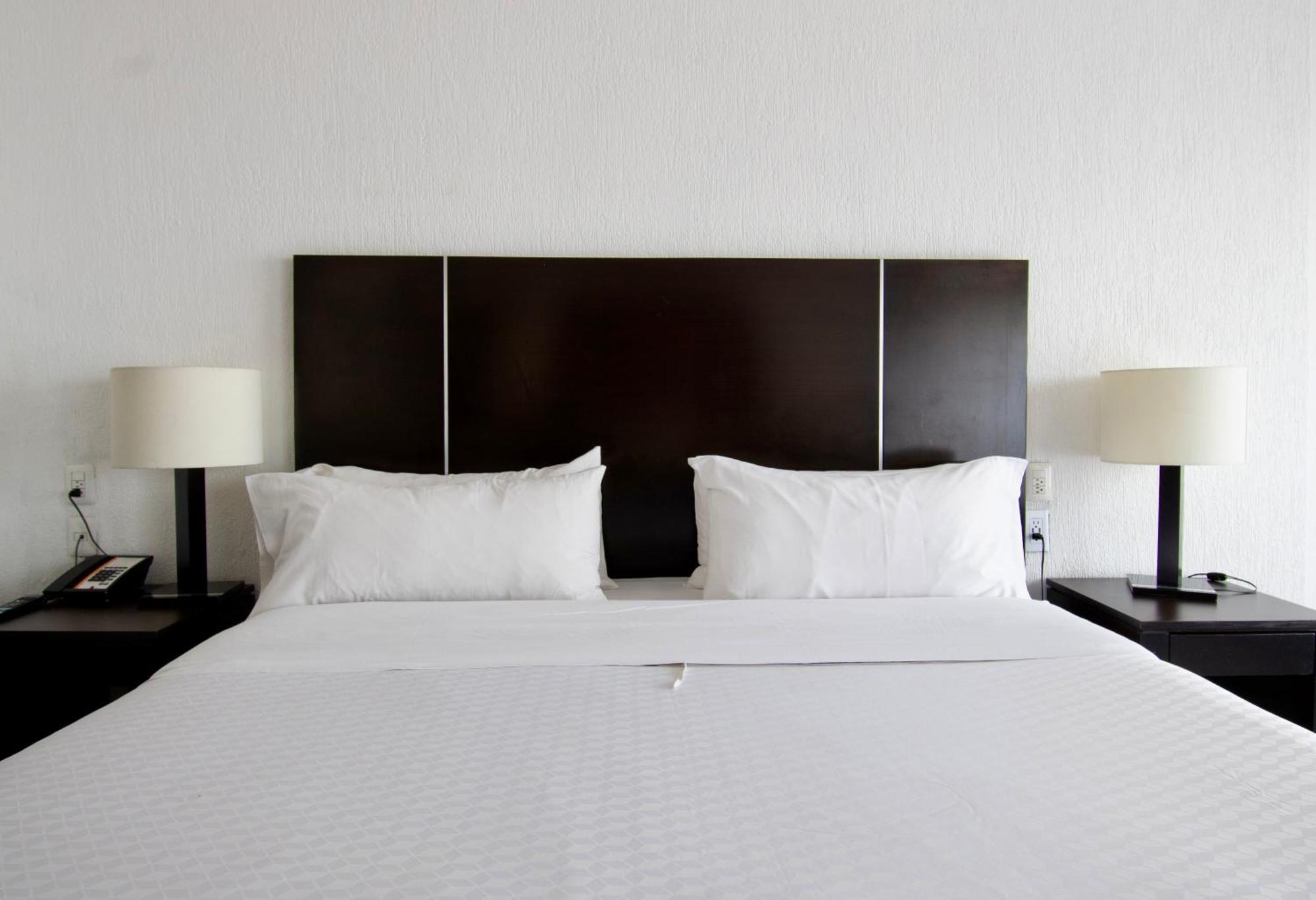 Hotel Plaza Genova Centro กัวดาลาฮารา ภายนอก รูปภาพ