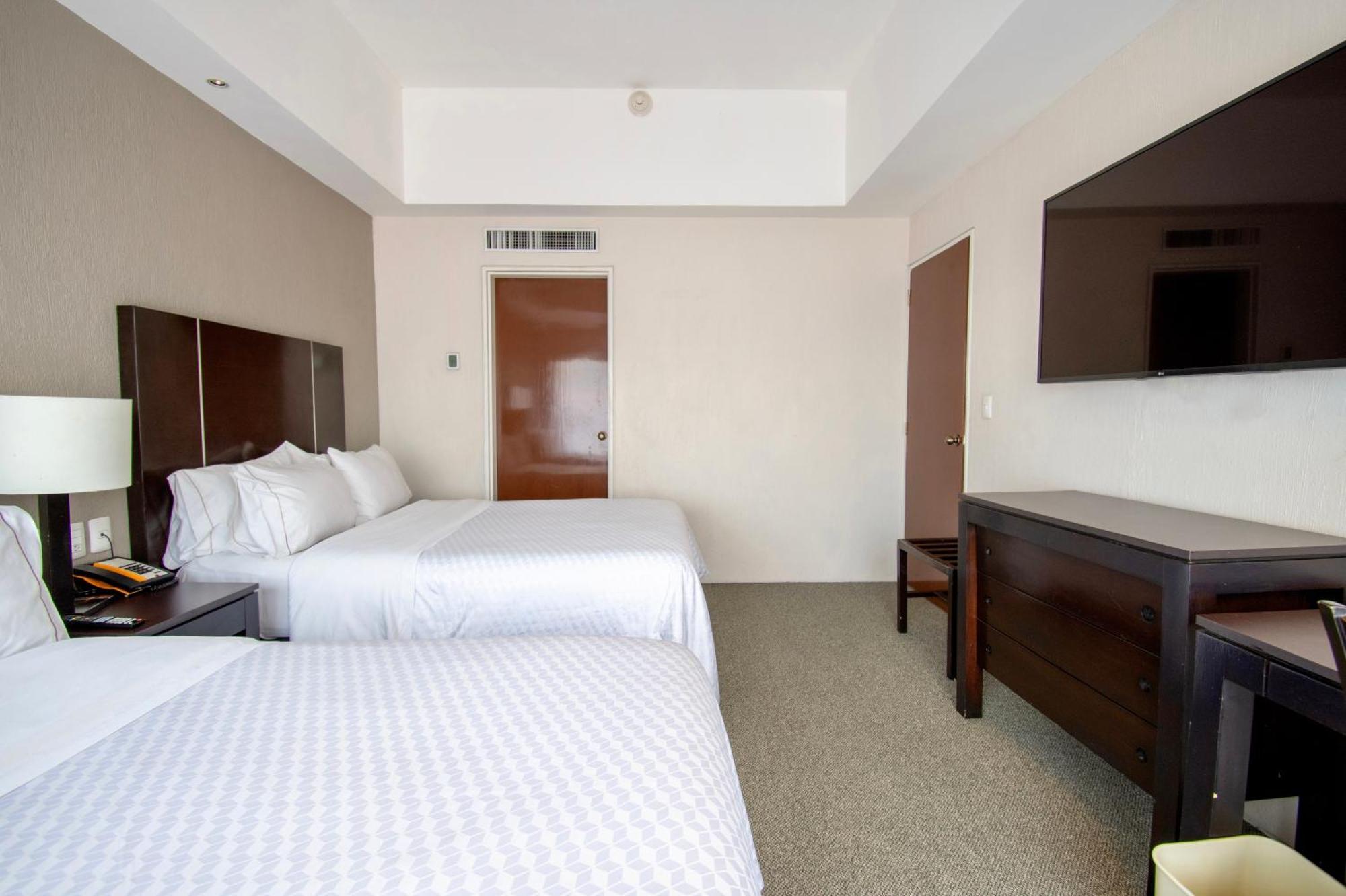 Hotel Plaza Genova Centro กัวดาลาฮารา ภายนอก รูปภาพ